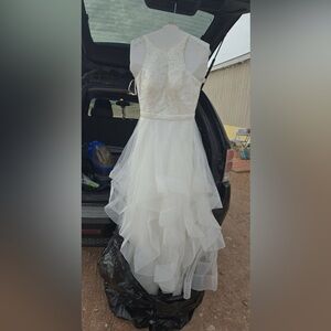 Elegant White Wedding Dress